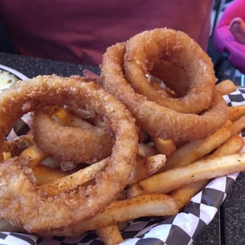 Cool Cat Cafe - Onion rings - American Near Me - Pismo Beach, California