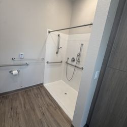 The Pavilion at El Dorado Hills - Walkin Shower