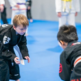Team Passos Jiu Jitsu - Students learn self-defense while building confidence and self-esteem - Brazilian Jiu-jitsu Near Me - Sterling, Virginia Team Passos Jiu Jitsu - Students learn self-defense while building confidence and self-esteem - Brazilian Jiu-jitsu Near Me - Sterling, Virginia