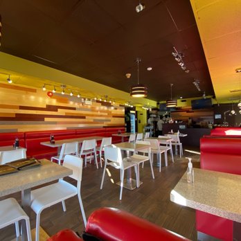 Hey Kitchen - Hey Kitchen- Restaurant interior in Ottawa Chinatown - Hong Kong Style Cafe Near Me - Ottawa, Ontario