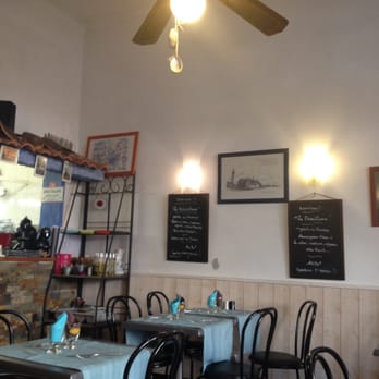 Crêperie Marjolaine - Intérieur de la crêperie - Creperies Near Me - Hyères, 83 Crêperie Marjolaine - Intérieur de la crêperie - Creperies Near Me - Hyères, 83
