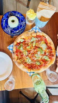 Wallflour Pizza by null