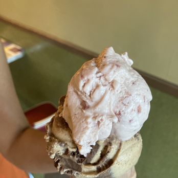 Double Rainbow Cafe - Strawberry and Cappuccino Chocolate Crunch in a sugar cone - Ice Cream & Frozen Yogurt Near Me - San Rafael, California Double Rainbow Cafe - Strawberry and Cappuccino Chocolate Crunch in a sugar cone - Ice Cream & Frozen Yogurt Near Me - San Rafael, California