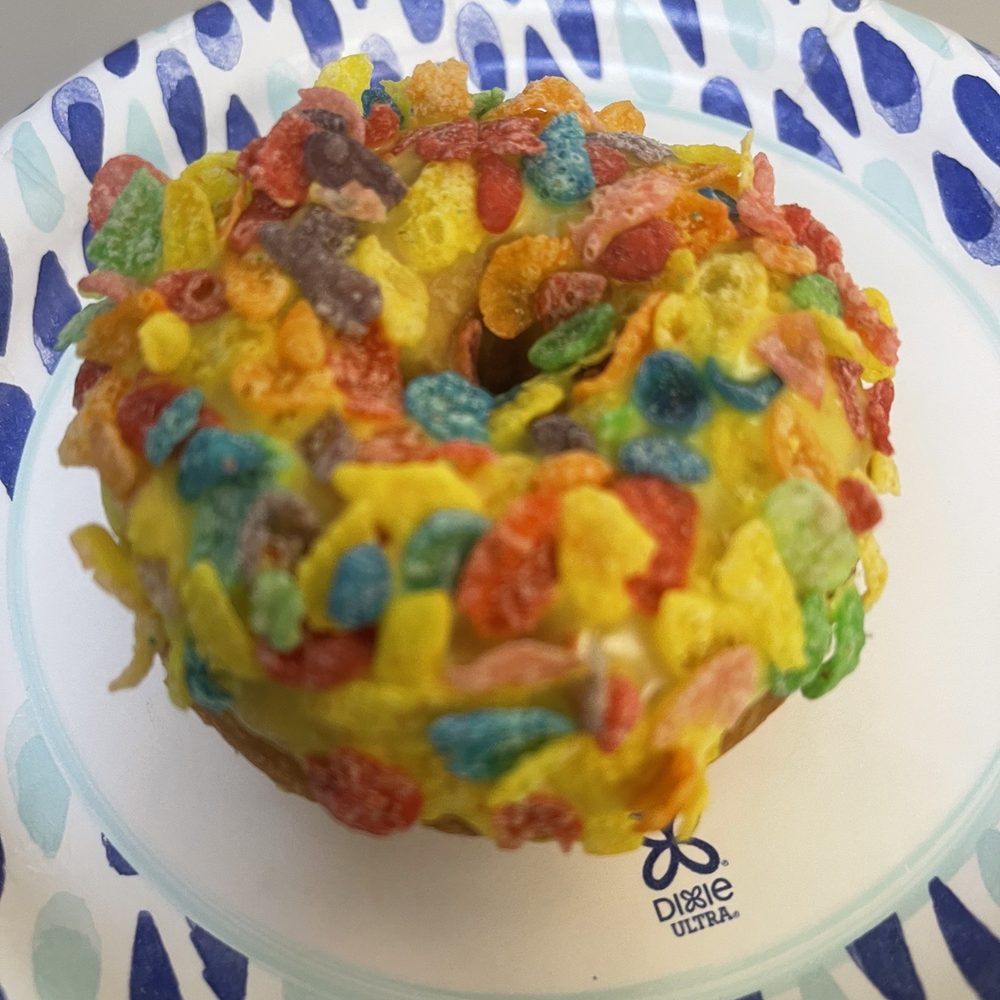 PURVÉ Donut Stop - Fruity pebbles, lemon flava - Donuts Near Me - Honolulu, Hawaii PURVÉ Donut Stop - Fruity pebbles, lemon flava - Donuts Near Me - Honolulu, Hawaii