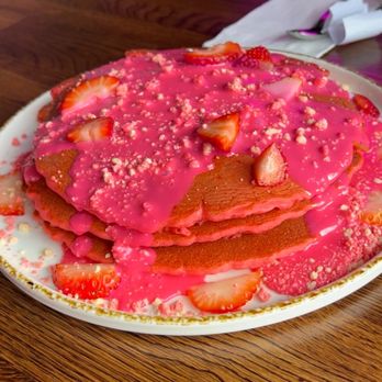 Madres Brunch - Special strawberry pancakes - Breakfast & Brunch Near Me - Bellflower, California