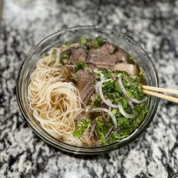 Pho Hoang - 16. Pho with Well-Done Flank and Brisket