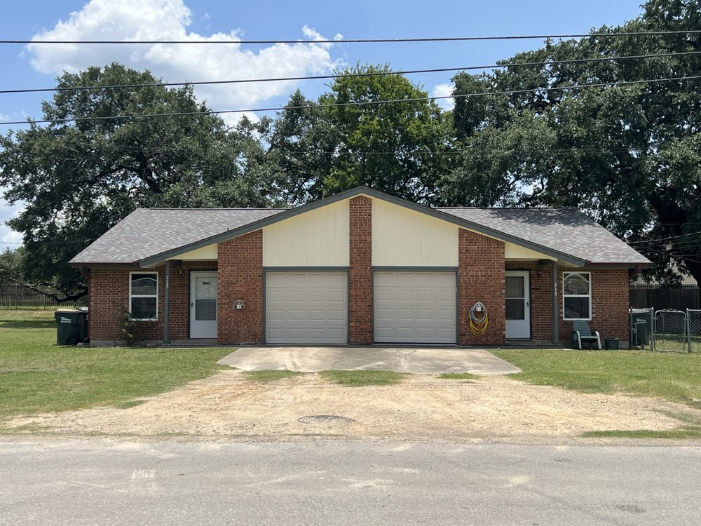 Slide of Shamrock Roofing