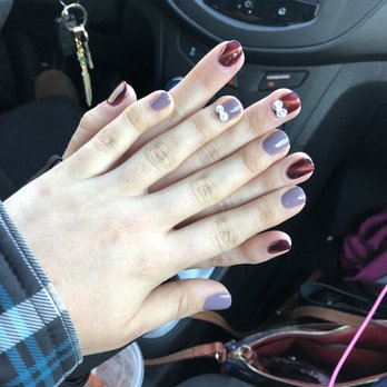 Unicorn Nails Spa - Nail Salons Near Me - Woburn, Massachusetts