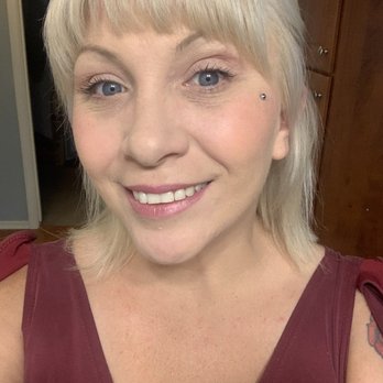 Head East Salon - Feeling my new do girl - Hair Salons Near Me - Alpine, California