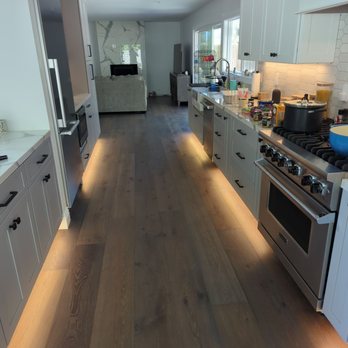 Focil Construction - Reinvisioned kitchen wirh beautiful engineered flooring - General Contractors Near Me - Thousand Oaks, California