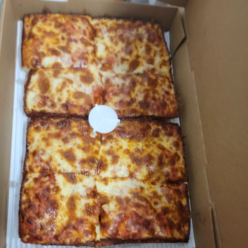 Jet's Pizza - Cheese - Pizza Near Me - Lakeland, Florida Jet's Pizza - Cheese - Pizza Near Me - Lakeland, Florida