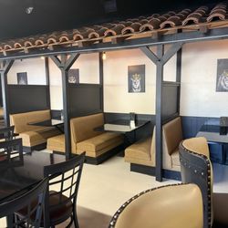 El Patron Bar & Grill - Family dining