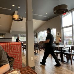 China Garden - Restaurant interior