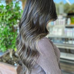Gloss Salon - Ash blonde