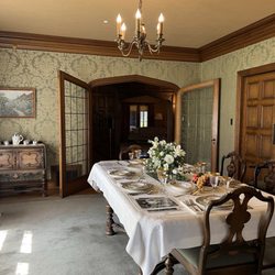 Ainsley House - Formal dining room