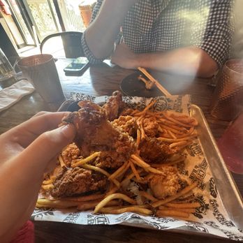 O My ChiQ & Bar - Bars Near Me - Annandale, Virginia O My ChiQ & Bar - Bars Near Me - Annandale, Virginia