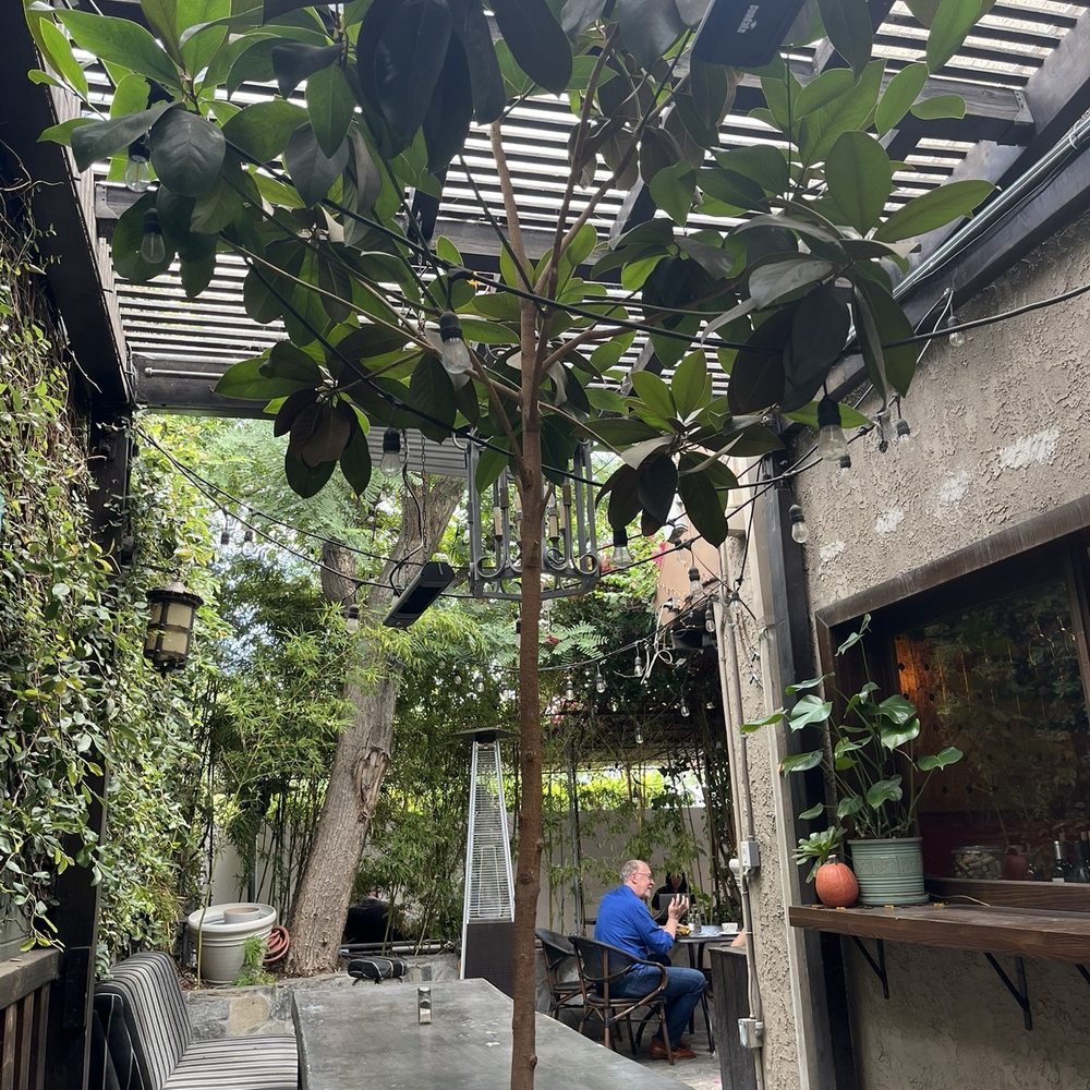 Garden Cafe - Patio - Breakfast & Brunch Near Me - Sherman Oaks, California Garden Cafe - Patio - Breakfast & Brunch Near Me - Sherman Oaks, California