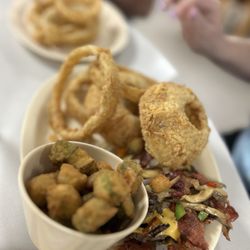 The Feed Bin Cafe