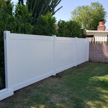 Elrod Fence - Installing new vinyl - Fences & Gates Near Me - Riverside, California Elrod Fence - Installing new vinyl - Fences & Gates Near Me - Riverside, California