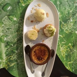 Un Amour de Fourchette - Desert sampler with "Gourmand Coffee"