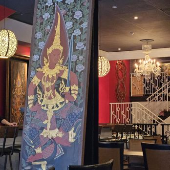Chatayee Thai - Inside decor - Thai Near Me - Philadelphia, Pennsylvania