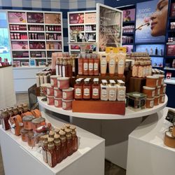 Bath & Body Works