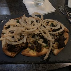Club 609 - Black & blue pizza