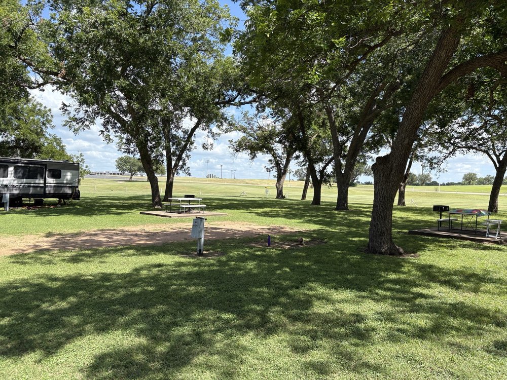 Golf Course Comanche Creek Logo