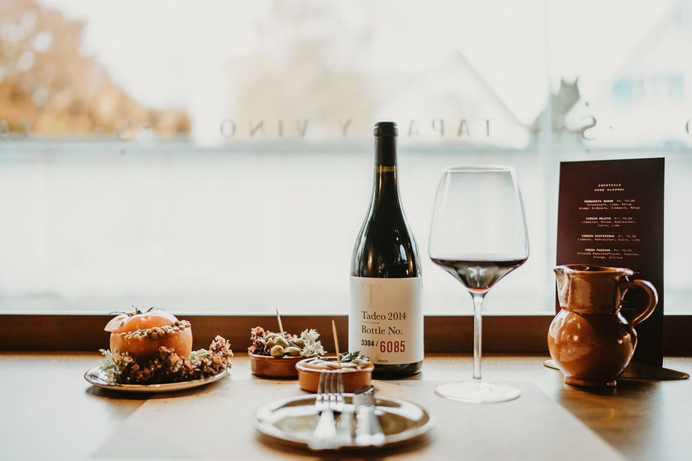 Sarengo Tapas y Vino