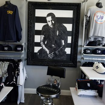 Four Kings - Inside - Screen Printing/T-Shirt Printing Near Me - Valley Stream, New York Four Kings - Inside - Screen Printing/T-Shirt Printing Near Me - Valley Stream, New York