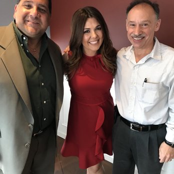 MO'NELISA - Bill and I with Elisa! Thank you both for the invite! - Pizza Near Me - Point Lookout, New York