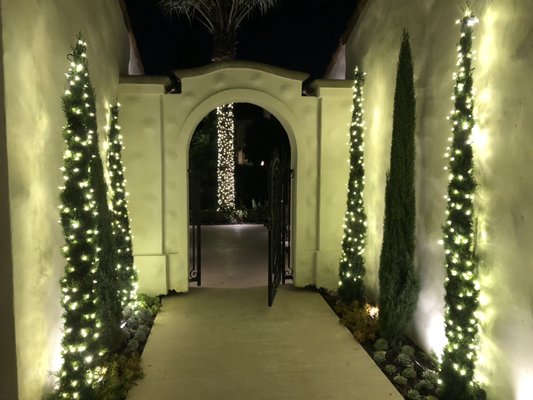 examples - Different examples of lighting on past houses