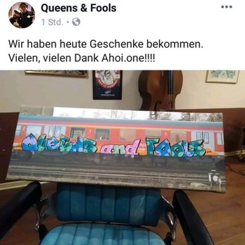 Queens & Fools - Ein Geschenk eines Kunden - Hair Salons Near Me - Hamburg, HH Queens & Fools - Ein Geschenk eines Kunden - Hair Salons Near Me - Hamburg, HH