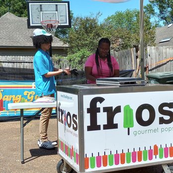 Frios Gourmet Pops- Cordova - Frios has portable carts for special events. - Food Trucks Near Me