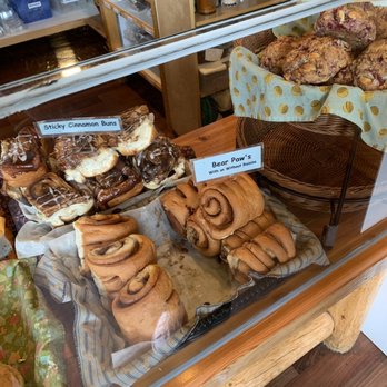 Bear's Paw Bakery - Bakeries Near Me - Jasper, Alberta