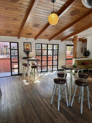 Bar Flores by null