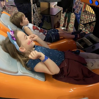 Great Wolf Lodge - Arcade - Hotels Near Me - Niagara Falls, Ontario Great Wolf Lodge - Arcade - Hotels Near Me - Niagara Falls, Ontario