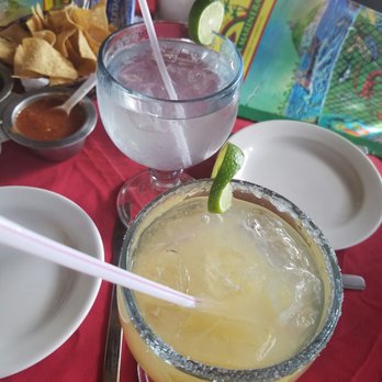 La Costa Marinera - Coconut Water and Cadillac Margarita - Seafood Near Me - Mazatlán, SIN La Costa Marinera - Coconut Water and Cadillac Margarita - Seafood Near Me - Mazatlán, SIN
