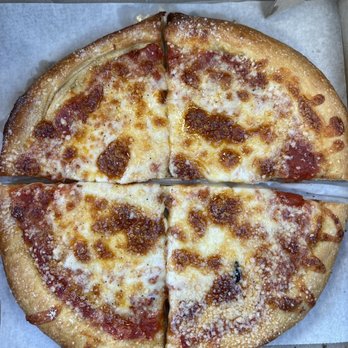Mellow Mushroom Decatur - Didn't get a great picture of our wings but this is the small 10" Cheese Pizza - Pizza Near Me - Decatur, Georgia Mellow Mushroom Decatur - Didn't get a great picture of our wings but this is the small 10" Cheese Pizza - Pizza Near Me - Decatur, Georgia