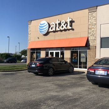 AT&T Store - Front exterior - Mobile Phones Near Me - Louisville, Kentucky
