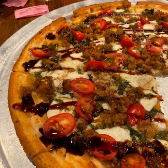 Tuscan Slice - Pizza Near Me - Waxahachie, Texas Tuscan Slice - Pizza Near Me - Waxahachie, Texas