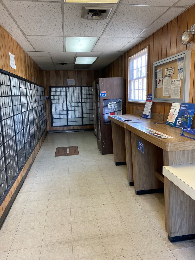 USPS THORNBURG Updated September 2024 5314 Mudd Tavern Rd, Thornburg, Virginia Post