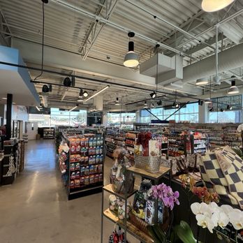 Rove - Gelson's is pretty big! - EV Charging Stations Near Me - Santa Ana, California