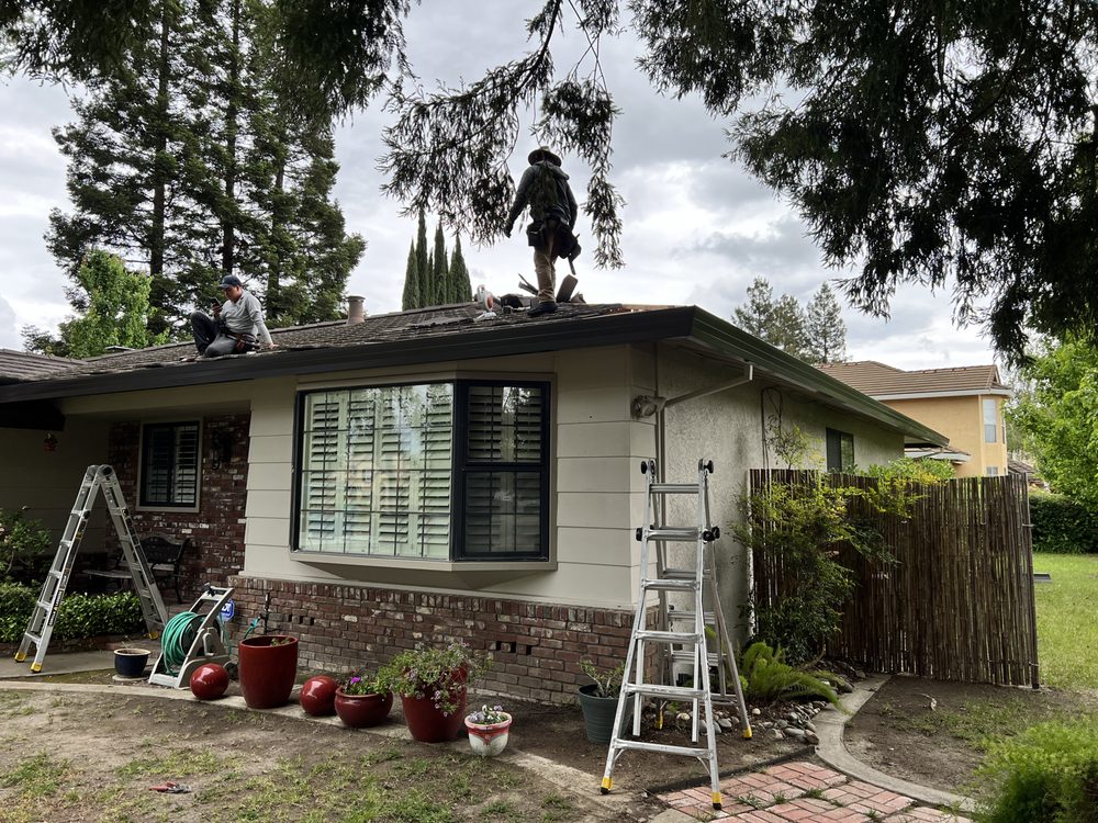 Slide of Cal-Vintage Roofing