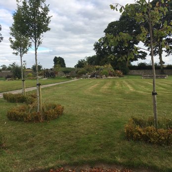 Darver Castle - View of the grounds - Hotels Near Me