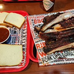 Full Moon BBQ - A slab of ribs