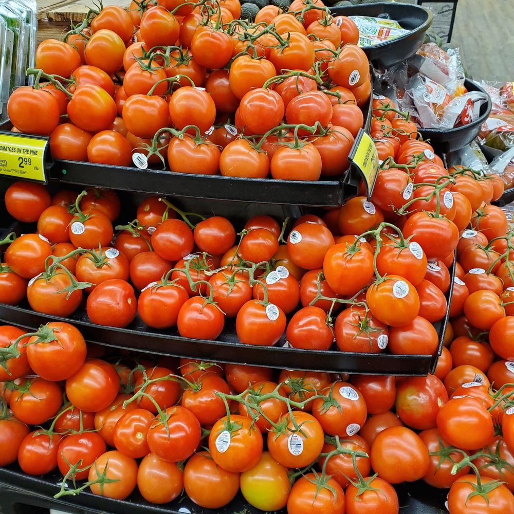 Vons - Amazing looking tomatoes! - Grocery Near Me - Fontana, California Vons - Amazing looking tomatoes! - Grocery Near Me - Fontana, California