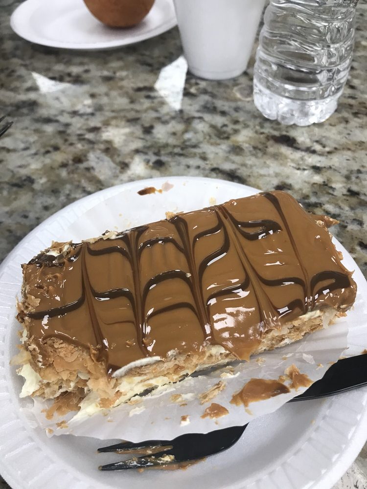 La Sultana Bakery Takeout & Delivery 49 Photos & 54 Reviews Bakeries 40 Maverick Sq