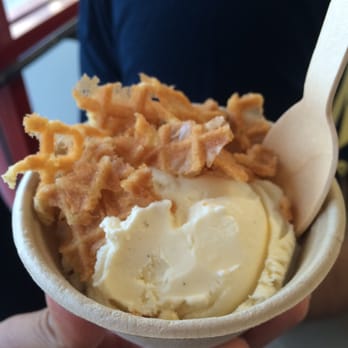 Long Beach Creamery - Whiskey Vanilla - Ice Cream & Frozen Yogurt Near Me - Long Beach, California Long Beach Creamery - Whiskey Vanilla - Ice Cream & Frozen Yogurt Near Me - Long Beach, California