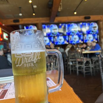 Twin Peaks - Sports Bars Near Me - Altamonte Springs, Florida Twin Peaks - Sports Bars Near Me - Altamonte Springs, Florida